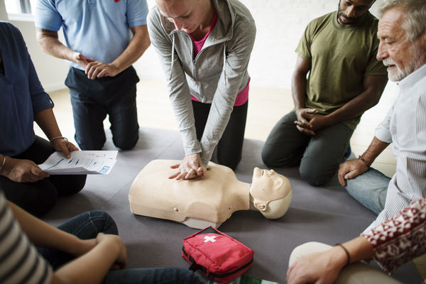 first aid training and CPR